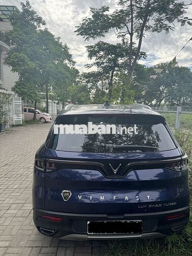 VinFast Lux SA Premium 2019 Xanh đen 80 vạn