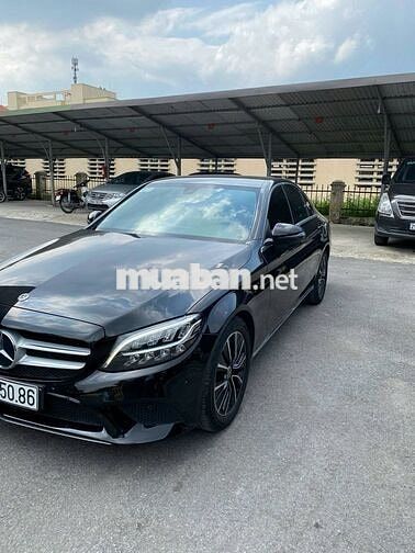Mercedes C200 2019 màu Đen