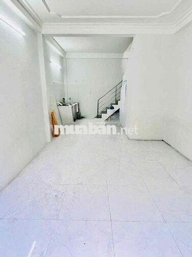 Nhà 4x9m 1Lầu Đúc (2PN 1WC) Hẻm 5m Cụt. Lô Tư. Bình Tân