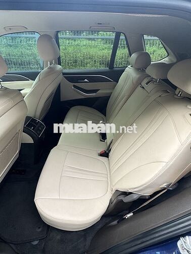 VinFast Lux SA Premium 2019 Xanh đen 80 vạn