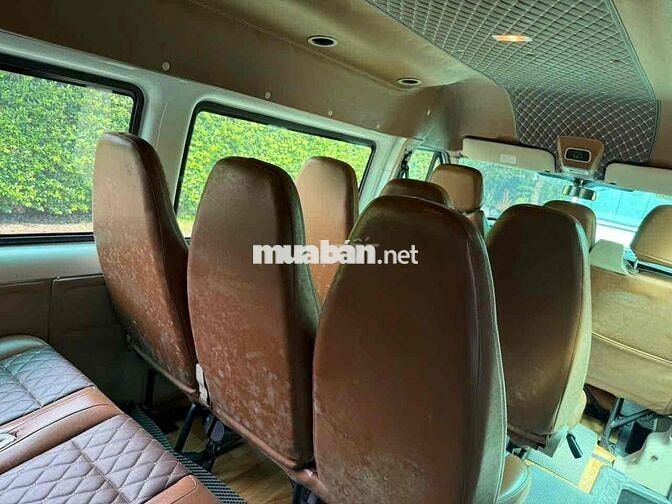 Ford Transit 16 chỗ Trắng 208.232 km
