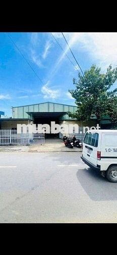 xưởng cho thuê Xuân Thới thượng hóc môn DT 360m giá 19tr