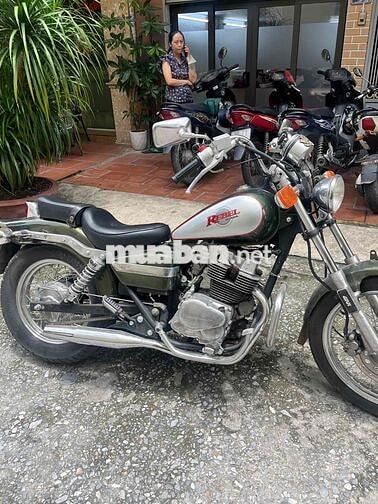Honda Rebel 125 Xanh rêu Nhật Bản