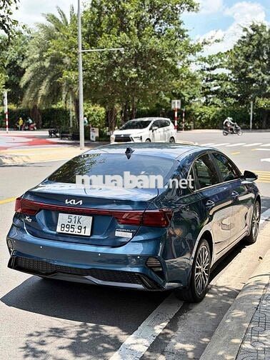 Kia K3 1.6 AT Premium 2022 Xanh