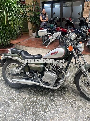 Honda Rebel 125 Xanh rêu Nhật Bản