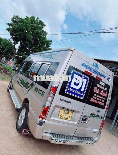 Ford Transit 2019 16 chỗ Bạc