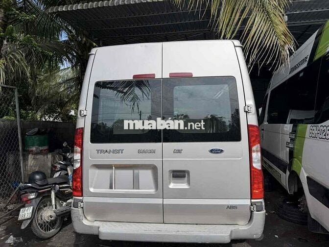 Ford Transit 16 chỗ Bạc 57.162 km