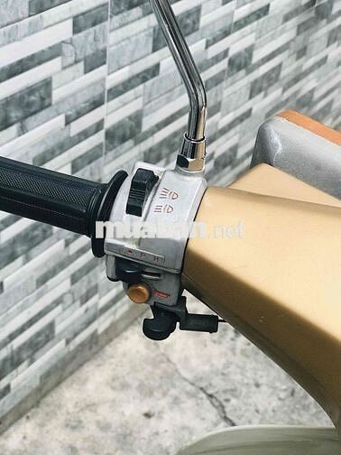 Honda Cub 82 /50cc Xe Nhật Bản có để , cực ngon