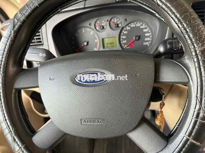 Ford Transit 16 chỗ Bạc 57.162 km