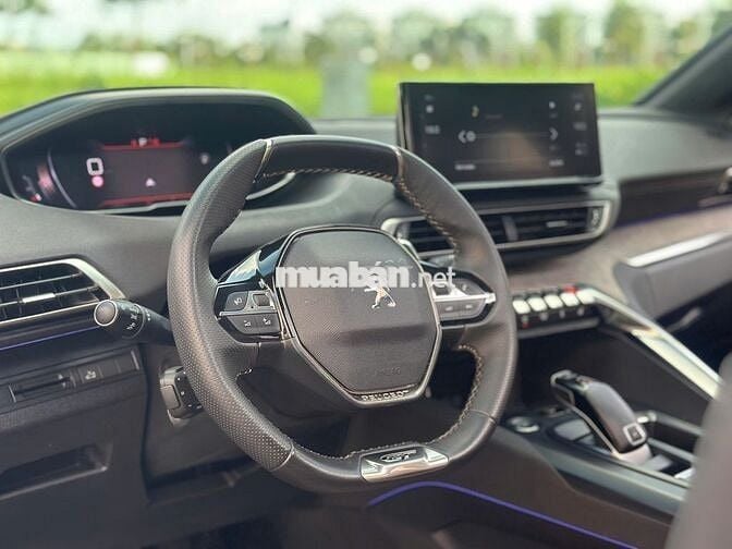 Peugeot 5008 GT 2024 SUV 7 chỗ Đỏ 17.000 km