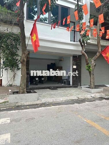 Cần sang nhượng mặt bằng kinh doanh