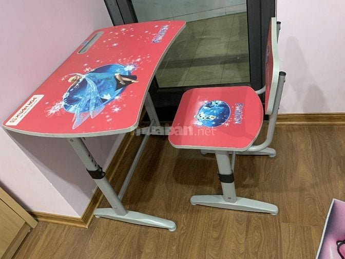Thanh lý bộ bàn ghế học sinh Xuân Hoà