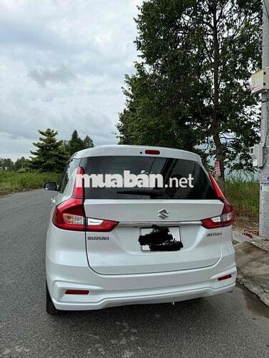 Suzuki Ertiga 7 chỗ ghế da Trắng
