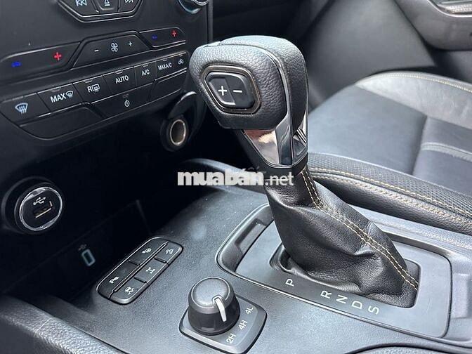 Ford Ranger Wildtrak 2018 4x4 bảo hành 2027 vay75%