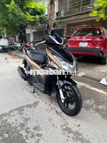 Honda Air Blade Đen, Vàng đồng