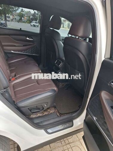 Hyundai SantaFe Dầu 2.2 Hai Cầu Premium Trắng