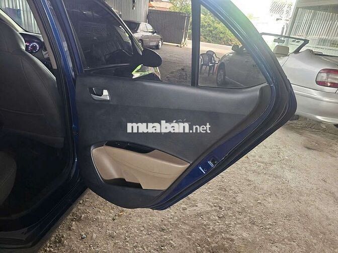 Hyundai i10 2017 Số sàn Xanh