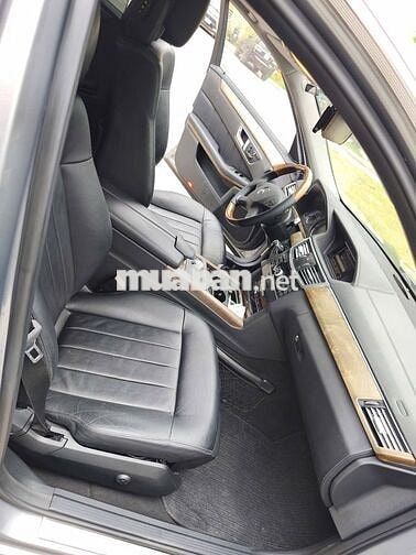 Mercedes-Benz E-Class 2011 Xám