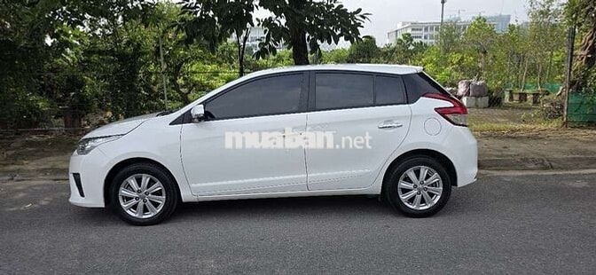 Toyota Yaris 1.5G Trắng Thái Lan Xe gia đình