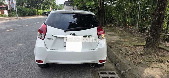 Toyota Yaris 1.5G Trắng Thái Lan Xe gia đình