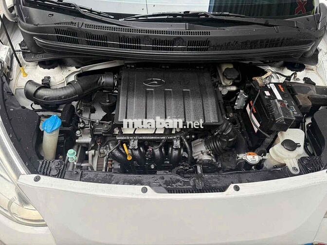 Hyundai i10 Sedan 2018 Số sàn Trắng