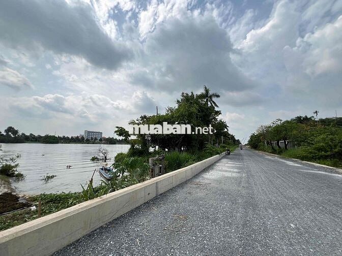 1200m2 Đất Thổ cư Măt Tiền sông Sài Gòn Nhị Bình Hóc Môn