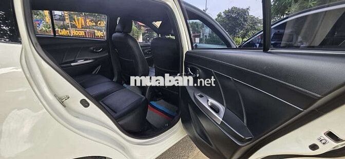 Toyota Yaris 1.5G Trắng Thái Lan Xe gia đình