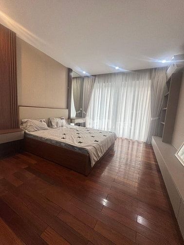 Bán nhà phố Trung Kính 55m2, xây 5 tầng, ngõ nông, gần đường ô tô