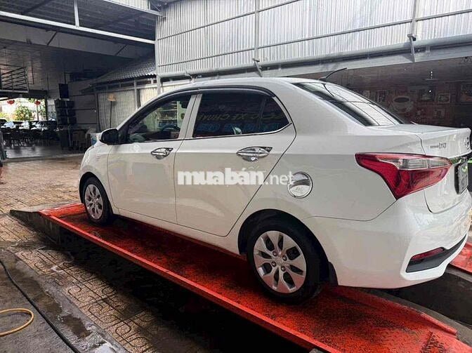Hyundai i10 Sedan 2018 Số sàn Trắng
