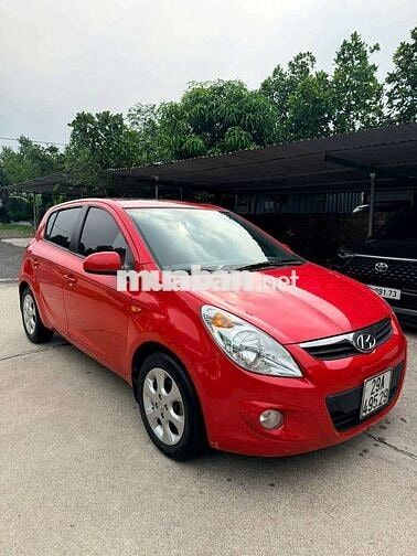 Hyundai i20 2011 Tự động Đỏ
