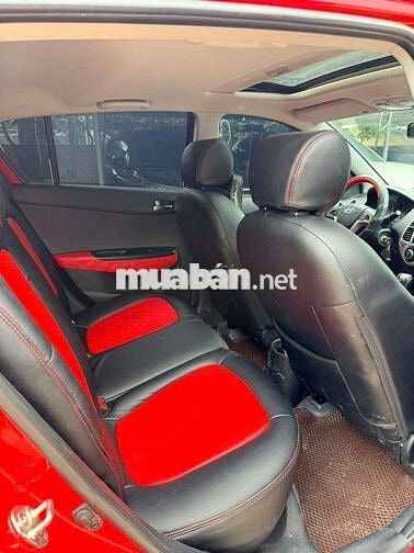 Hyundai i20 2011 Tự động Đỏ