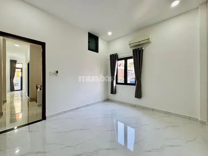 Nhà mới đẹp lung linh, giá tốt Phú Nhuận, 4Phòng ngủ lớn, 4 lầu