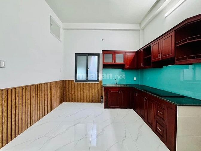 Nhà mới đẹp lung linh, giá tốt Phú Nhuận, 4Phòng ngủ lớn, 4 lầu