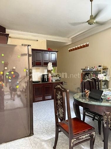Đường Cửu Long P2 Tân Bình, DT 180m², (13mx14m)2 tầng, giá 25 tỷ TL.