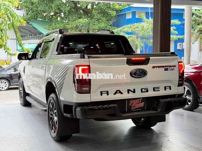 Ford Ranger Stormtrak 2025 Nhập Thái Một Chủ Dùng