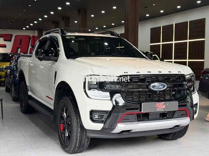 Ford Ranger Stormtrak 2025 Nhập Thái Một Chủ Dùng