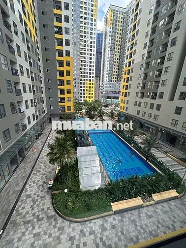Căn góc 2PN - 2WC view nội khu hồ bơi công viên tại Bcons City