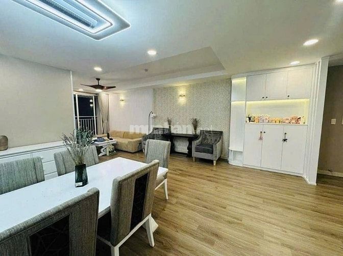 Chung cư Nguyễn Phúc Nguyên căn hộ cao cấp 180m2, 3p ngủ -25tr/tháng