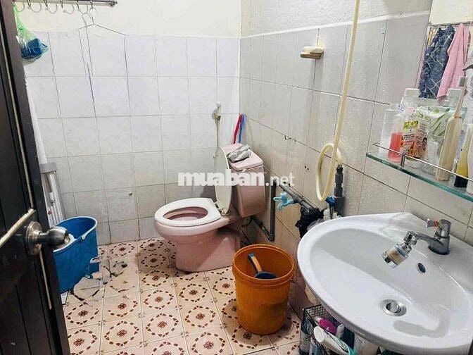 CHO THUÊ NHÀ 3 PHÒNG HẺM TÂN HOÀ ĐÔNG-QUẬN 6
