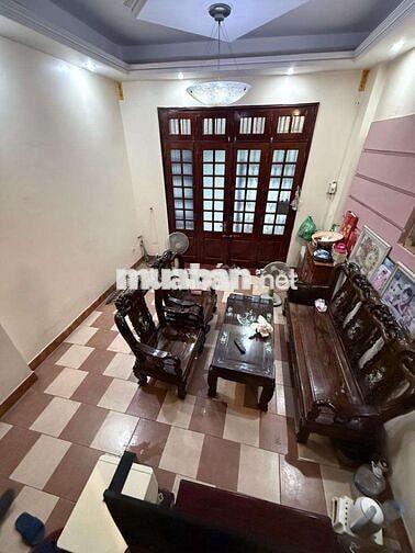 Siêu hiếm Cầu Giấy - Lạc Long Quân 35m2 x 5 tầng dân xây - lô góc 