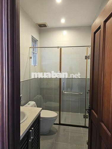 KẾ BÊN VẠN PHÚC CITY – BIỆT THỰ 3PN NGAY QUỐC LỘ 13, HIỆP BÌNH PHƯỚC