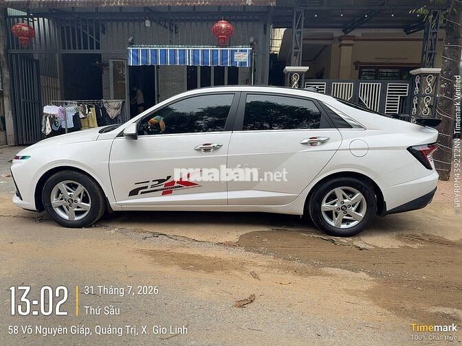 Hyundai Accent Trắng 27000 km