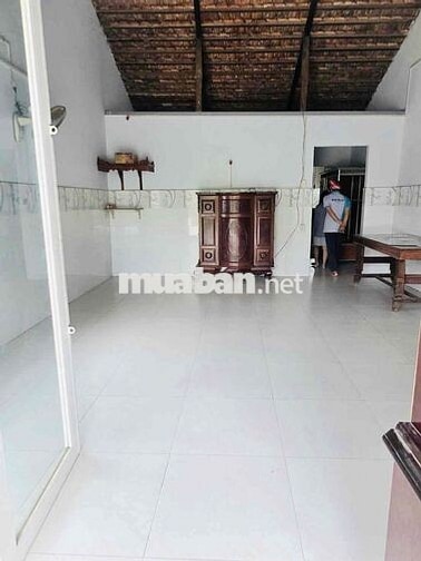 NHÀ VÀ ĐẤT 400M2. ĐƯỜNG XE TẢI