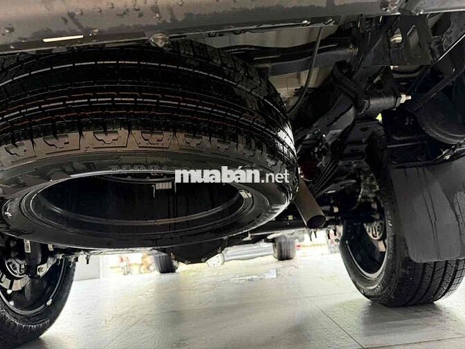 Ford Ranger Stormtrak 2025 Nhập Thái Một Chủ Dùng