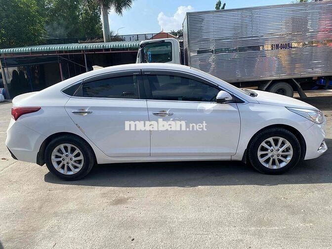 Hyundai Accent 2019 xe số sàn máy móc êm