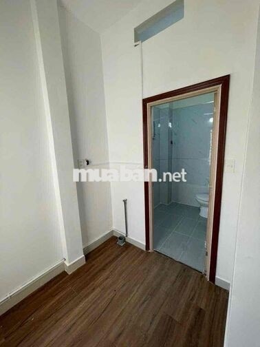 Nhà Mới 5,5x15m 1Lầu (3PN 2WC) Hẻm 4m. Khu Ấp Chiến Lược. Bình Tân