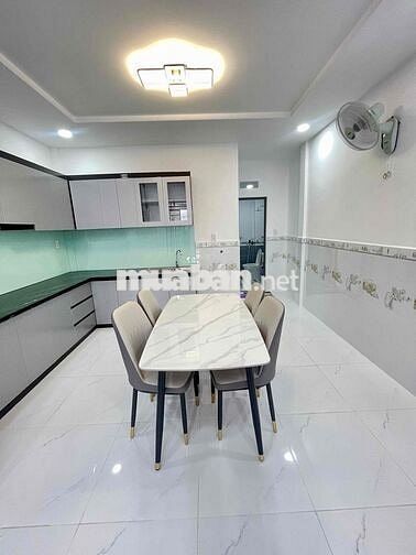 BÁN NHÀ NGAY CHỢ THIẾC - LÊ VĂN KHƯƠNG, Q12, HCM - CÓ PN TRỆT - 4.2 TY