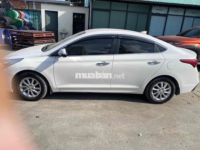 Hyundai Accent 2019 xe số sàn máy móc êm
