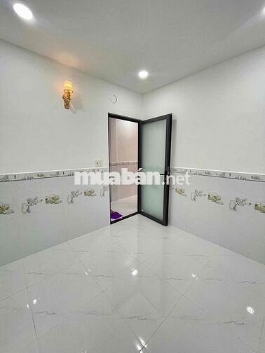 BÁN NHÀ NGAY CHỢ THIẾC - LÊ VĂN KHƯƠNG, Q12, HCM - CÓ PN TRỆT - 4.2 TY