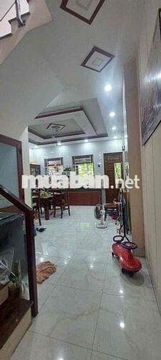 NHÀ MẶT TIỀN 5,5x40 5PN KINH DOANH ĐA NGÀNH